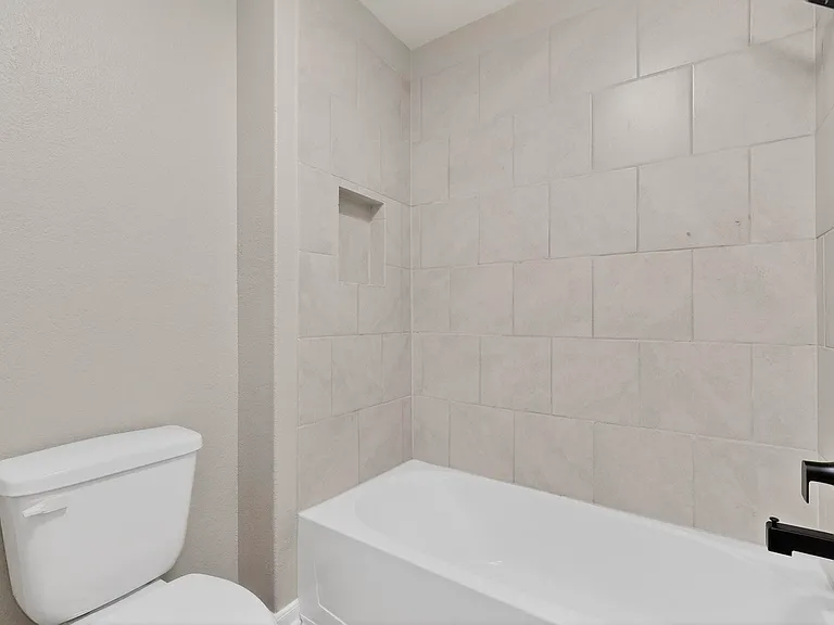 15022 Harbor Lndg — Photo 21