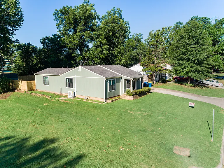 807 W Bennett Dr — Photo 34