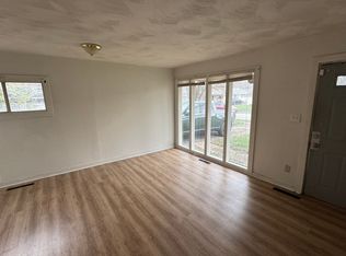 2265 Century Dr, Columbus, OH 43211