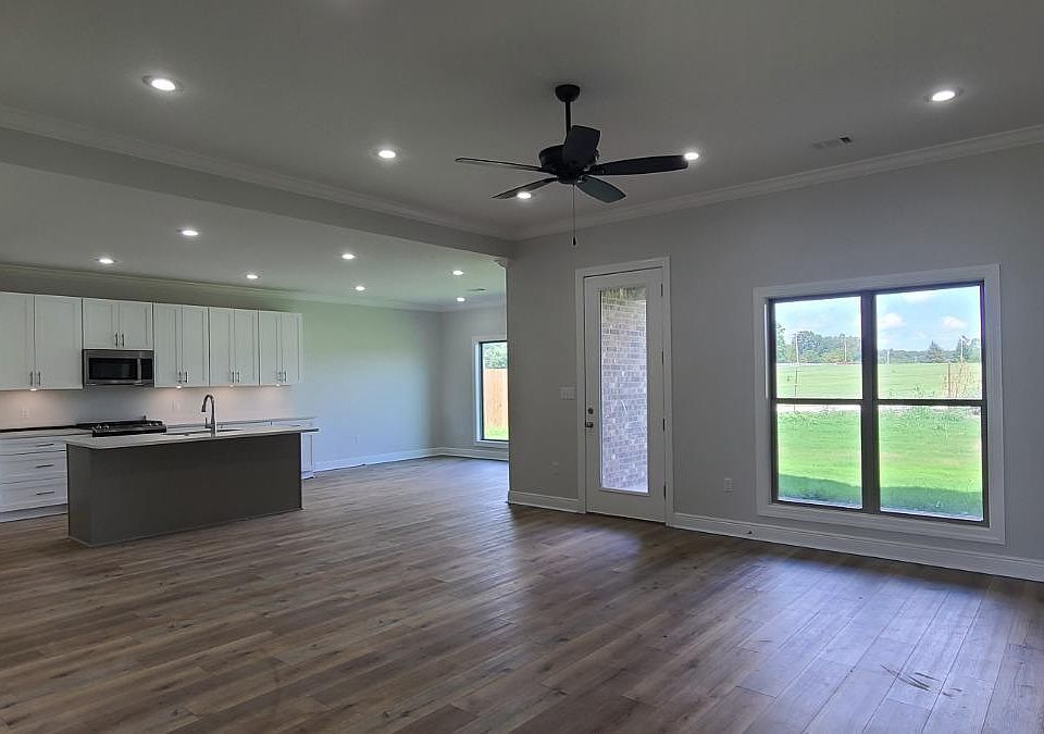 105 Hidden Creek Dr, Brookland, AR 72417 Zillow