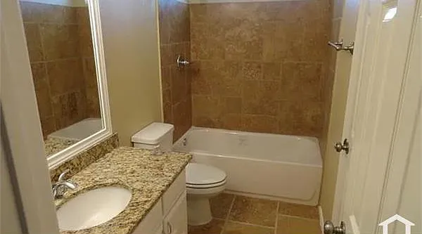 2432 Waterloo Ln — Photo 25