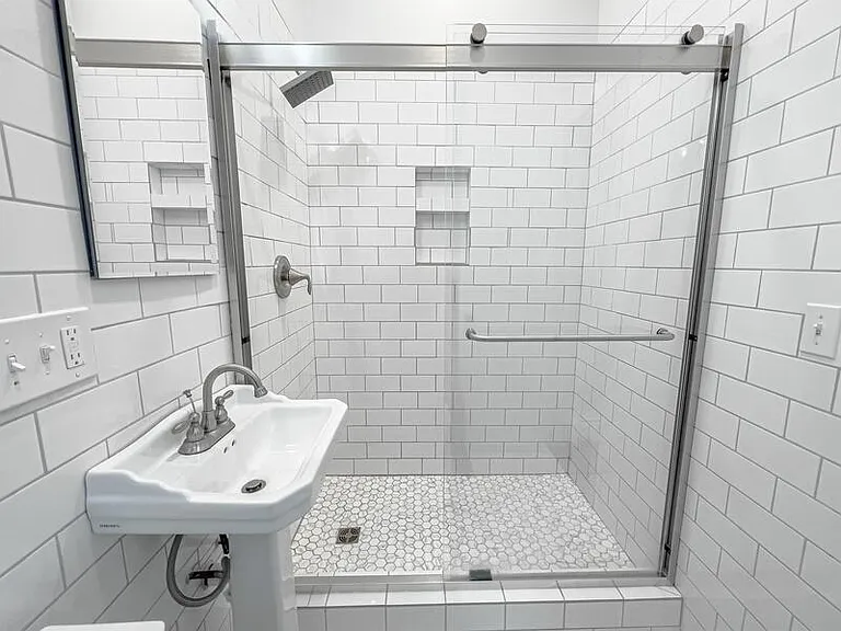 18 S Bridge St #4 — Photo 6