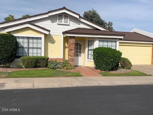 118 E Anderson Ave