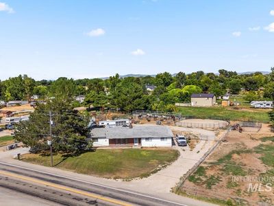 90 N Happy Valley Rd, Nampa, ID, 83687