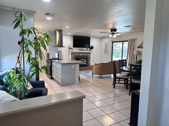 5th image of 2607 W Country Avenue