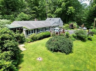 159 Crane Hollow Rd, Bethlehem, CT 06751