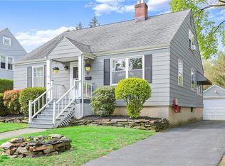 51 Euclid Ave, Fairfield, CT 06825