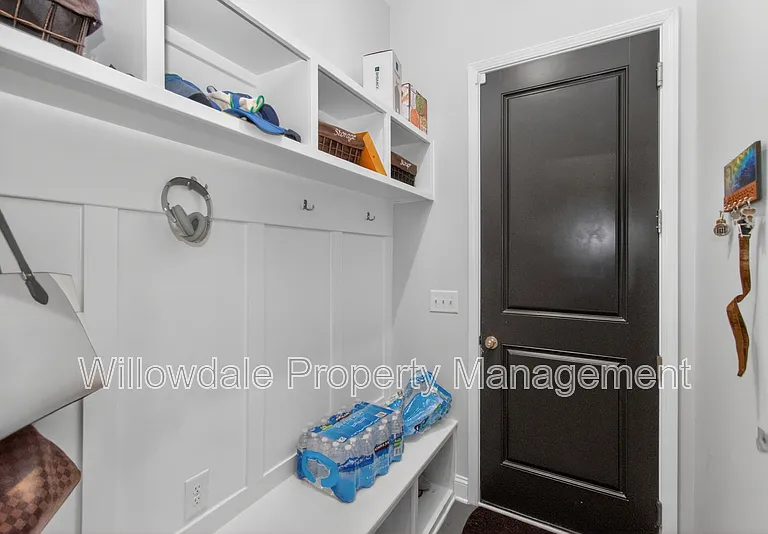 111 N Parkside Dr — Photo 13
