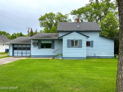 203 9th St SE, Cooperstown, ND, 58425