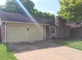 17242 Pastoria Dr, Houston, TX 77083