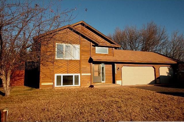 1st image of 2325 139th Ln NE