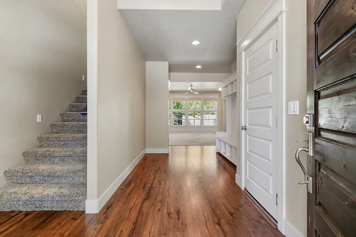 Building Photo - 4300 N Chapala Way
