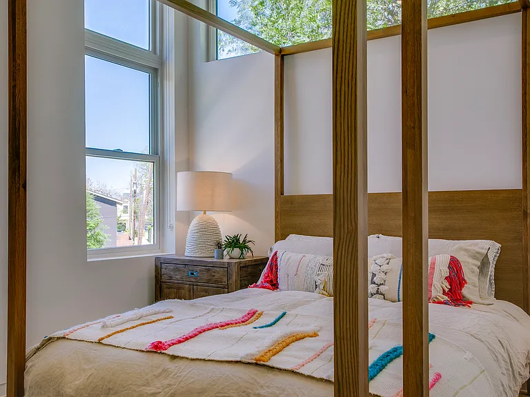 2215 Madera St — Photo 33