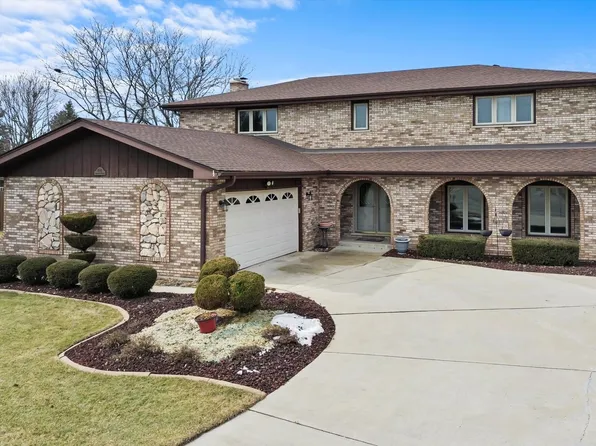8048 Sawgrass Ct, Orland Park, IL 60462