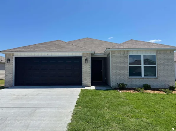 16 Fallen Oak Dr, Conway, AR 72032
