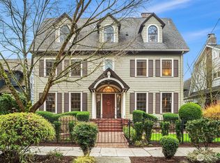 1227 Federal Ave E, Seattle, WA 98102