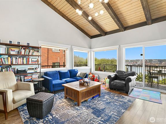 5th image of 525 Broadway #401