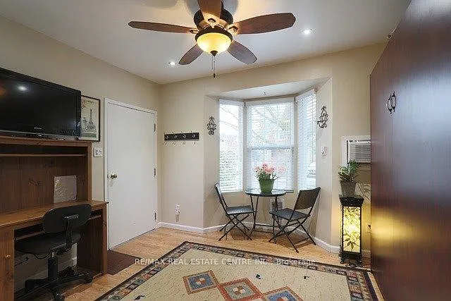 Studio, $1,550 — Photo 2