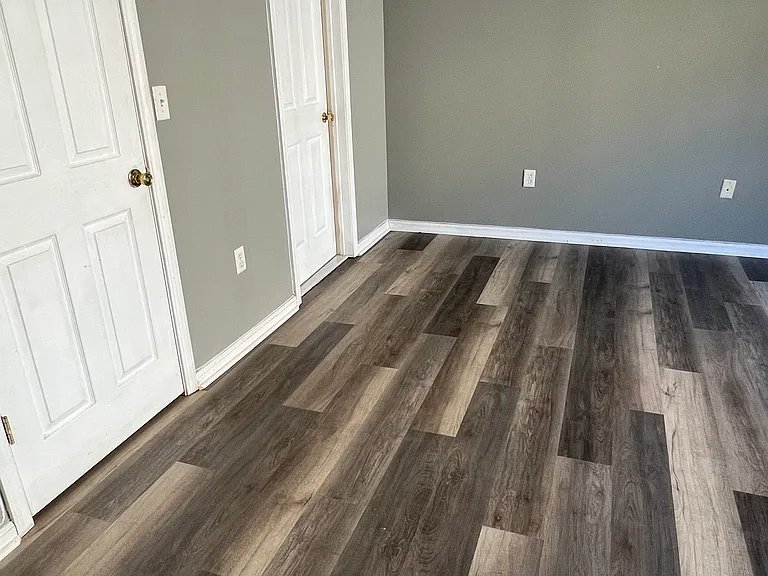 13 Topeka Ct — Photo 7