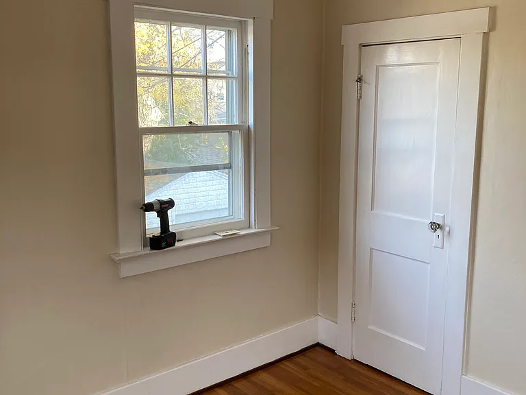 128 Bonesteel St — Photo 16
