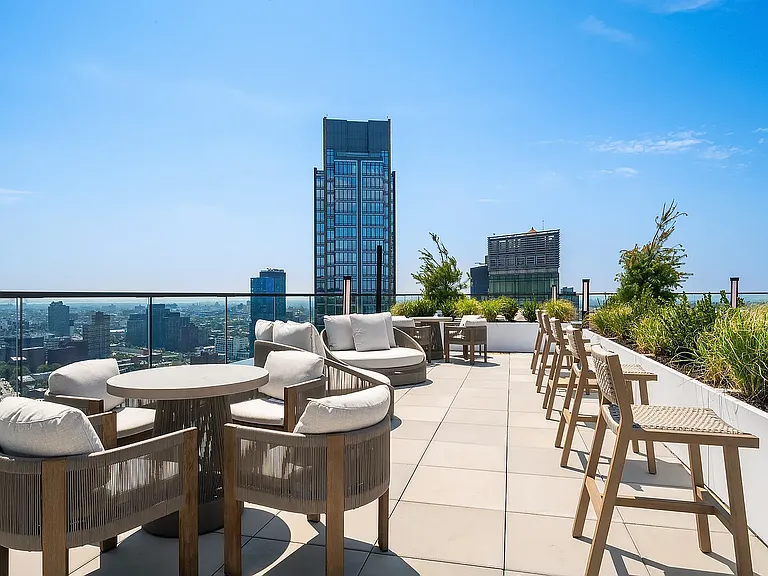 20 Rockwell Pl #2103Z — Photo 28
