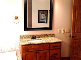 500 Diamond Point Dr, Oak Pt, TX 75068