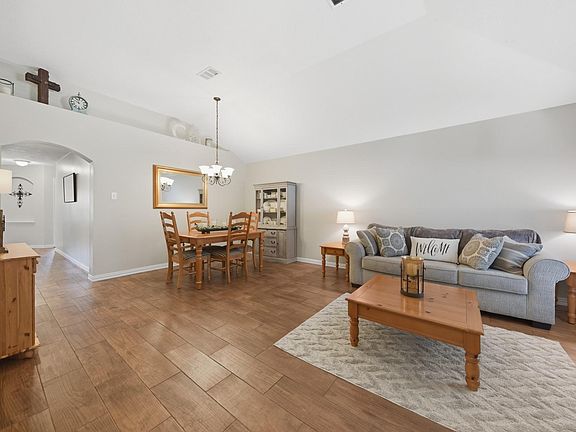 3rd image of 14331 Pelican Marsh Drive