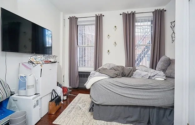 Rented by Compass | media 13