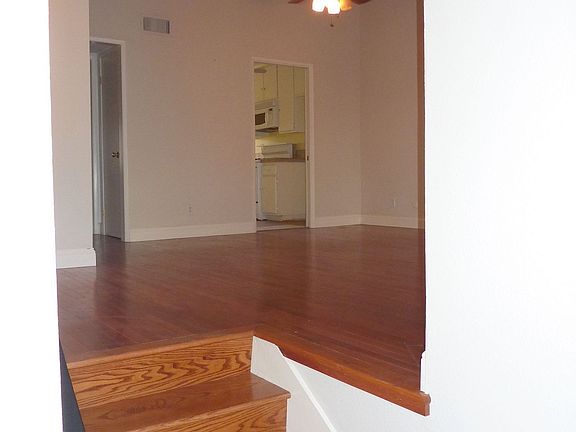 2nd image of 586 W Huntington Dr Unit L