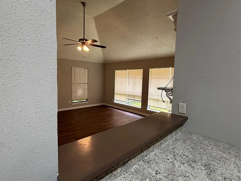 8662 Pearl Point St — Photo 13