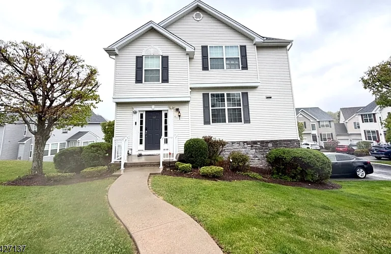 162 Sowers Dr — Photo 1