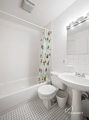 Rented by The Agency | media 4