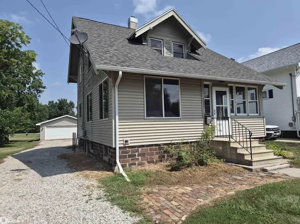721 NW 3rd St, Eagle Grove, IA 50533