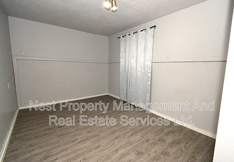 1863 Juniper St #B — Photo 6