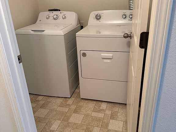 4th image of 151 Vixen Cir APT D