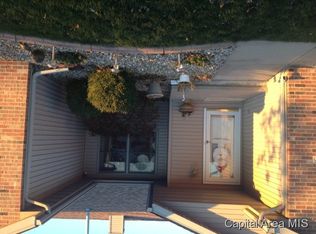 3836 Brandonshire Dr, Springfield, IL 62704