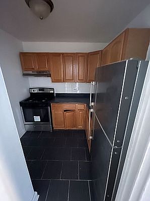 1st image of 65 E 19th St APT 4B
