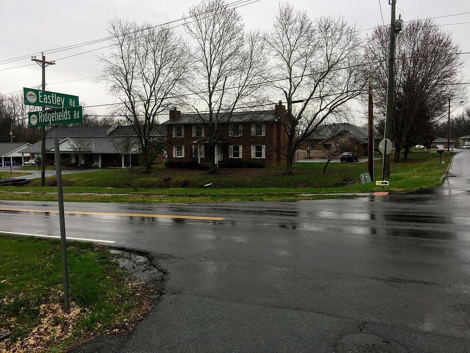 2nd image of 331 Ridgefields Rd #329