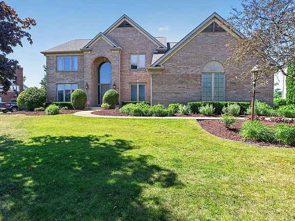 4th image of 15161 Clifden Dr