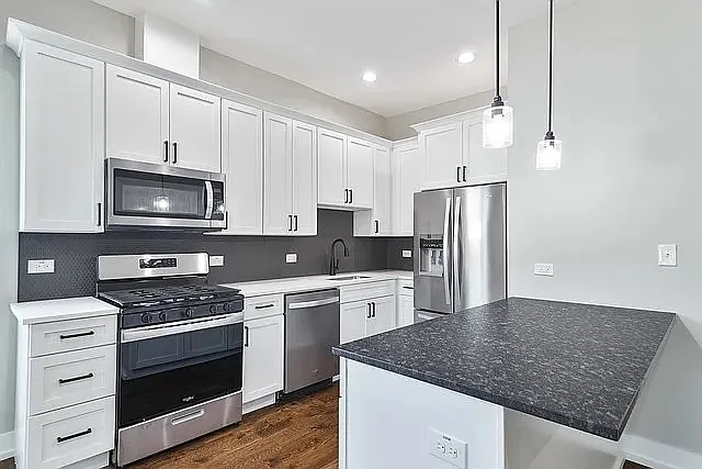 6520 S Minerva Ave #3 — Photo 3