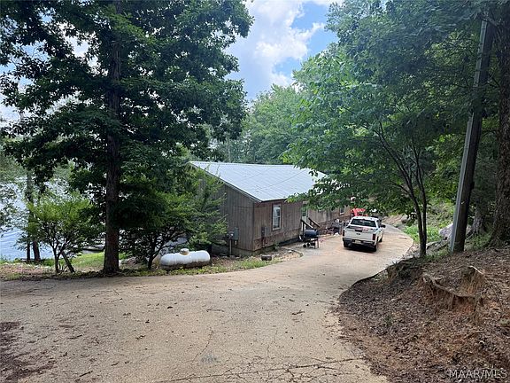 5th image of 616 Nugget Rd