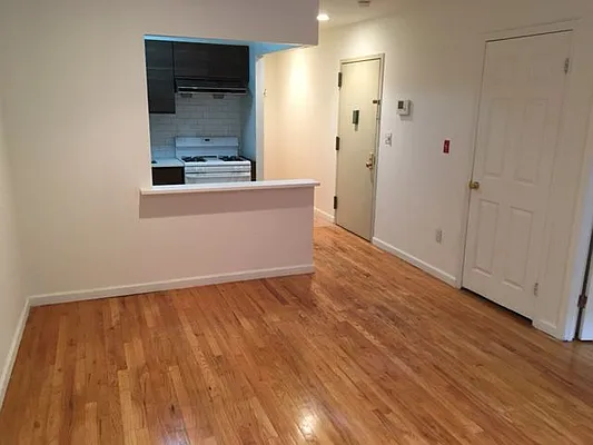 Rented by Town Residential | media 9