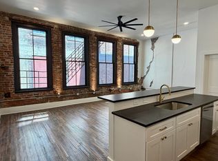 325 N Superior St #202, Toledo, OH 43604