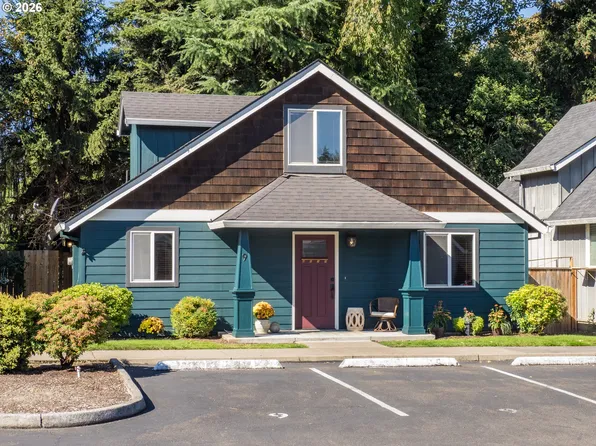 601 W 1st St Unit 9, Newberg, OR 97132