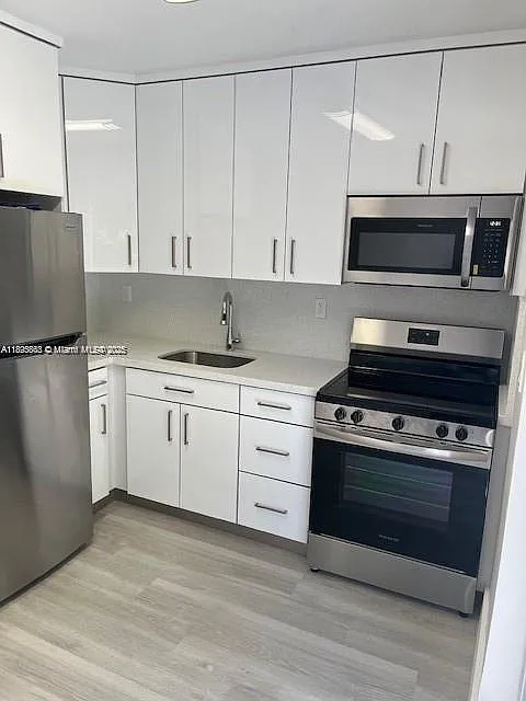 2 bed, 777 sqft, $2,100 — Photo 4