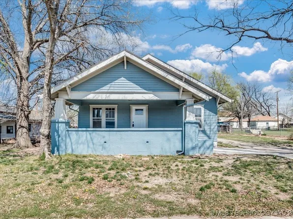 816 W Padon Ave, Blackwell, OK 74631