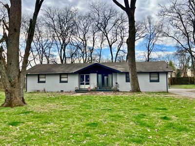 130 Colonial Dr, Hendersonville, TN, 37075