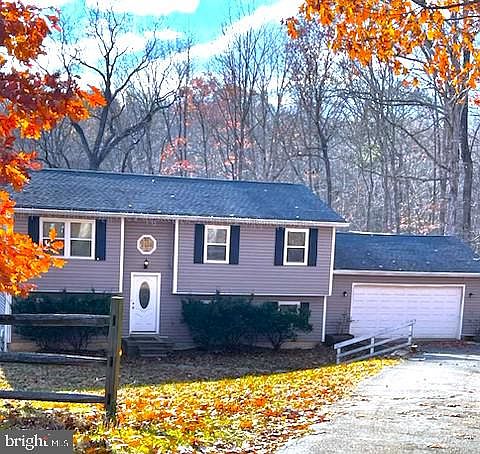 1st image of 25137 Gallant Fox Dr