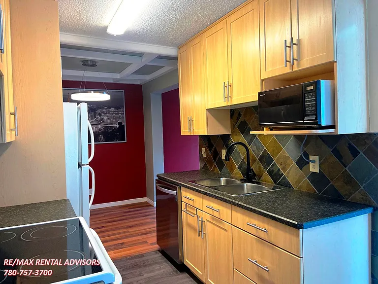 12 Twin Ter NW — Photo 4