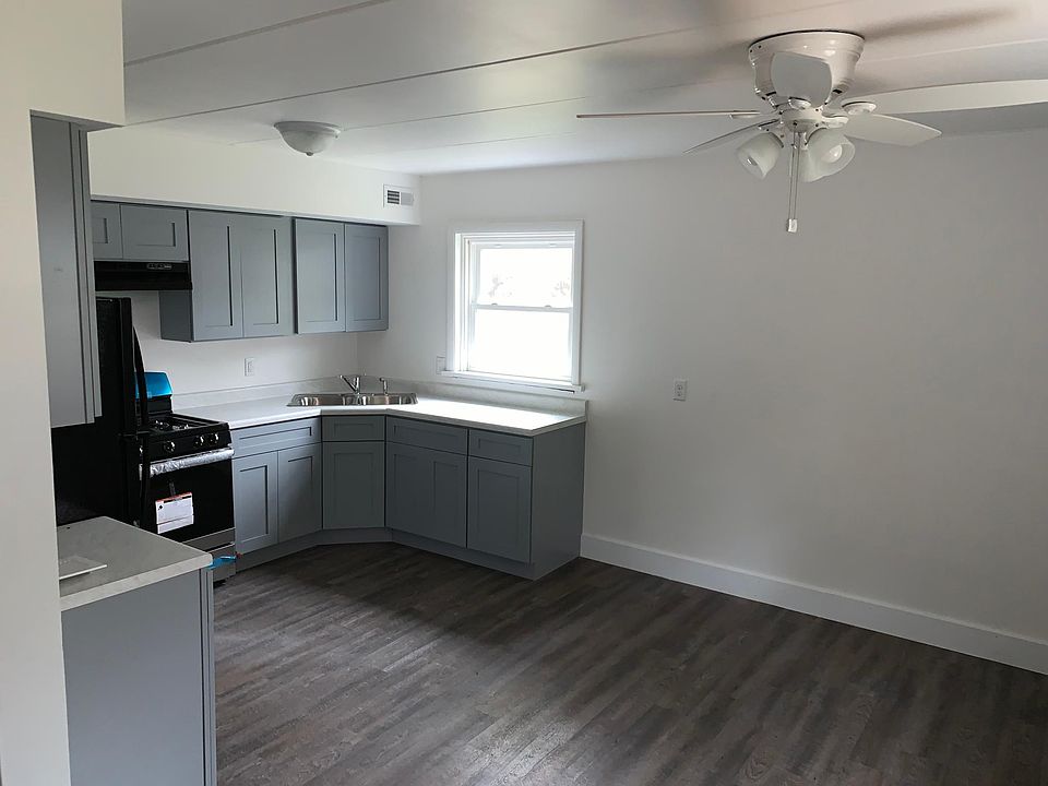 1st image of 5739 Van Buren St #D